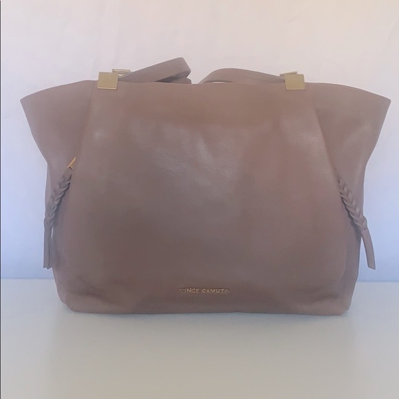 Vince Camuto Handbags - Vince Camuto purse